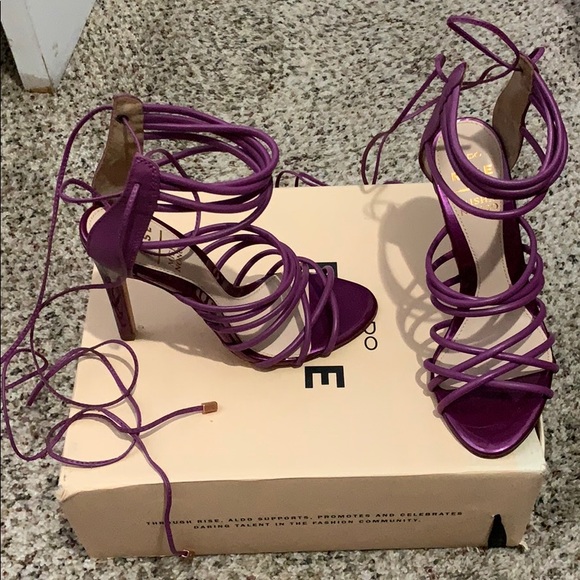 Also RISE sandals (string-up) - Picture 2 of 7